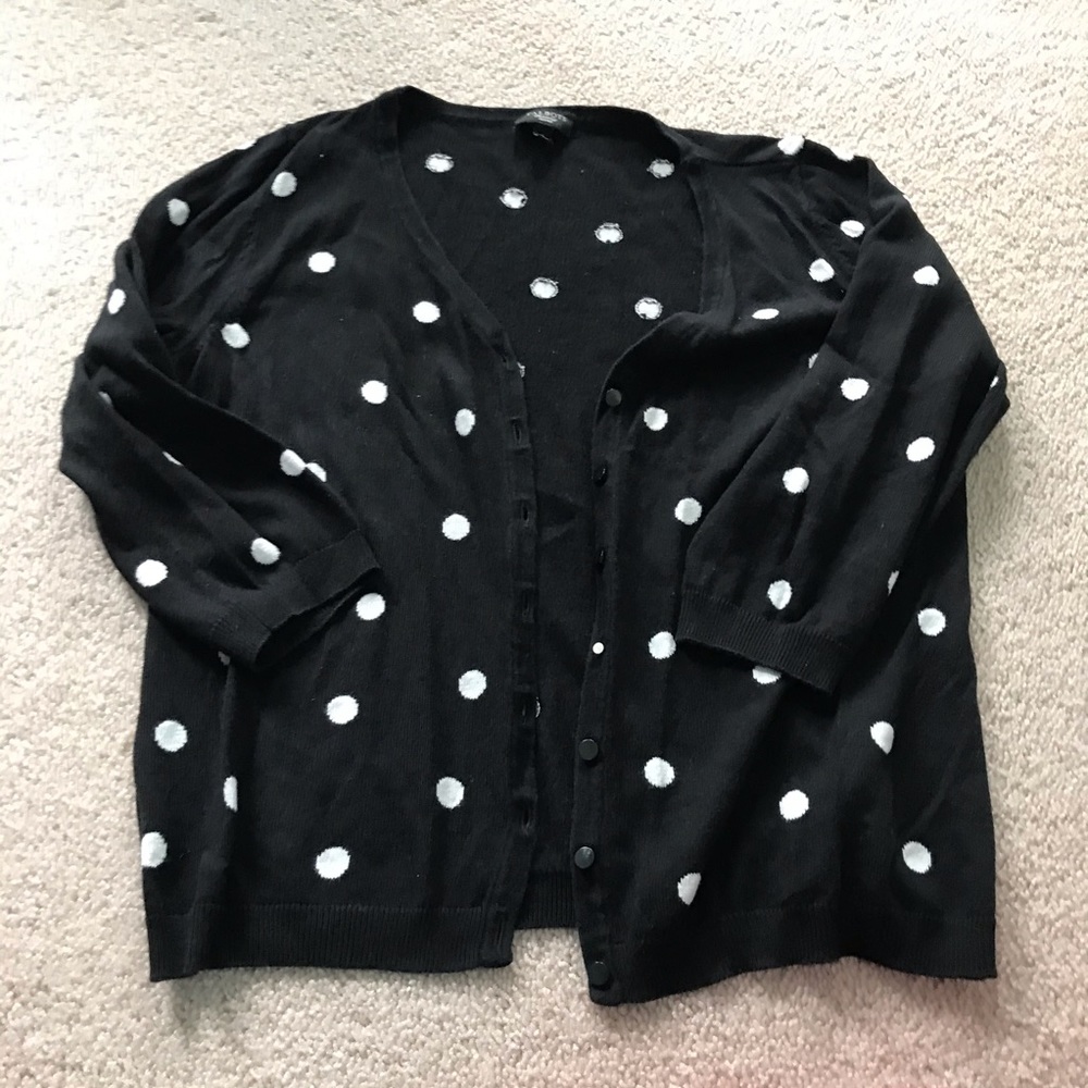 💥FINAL PRICE💥 Polka Dot Cardigan